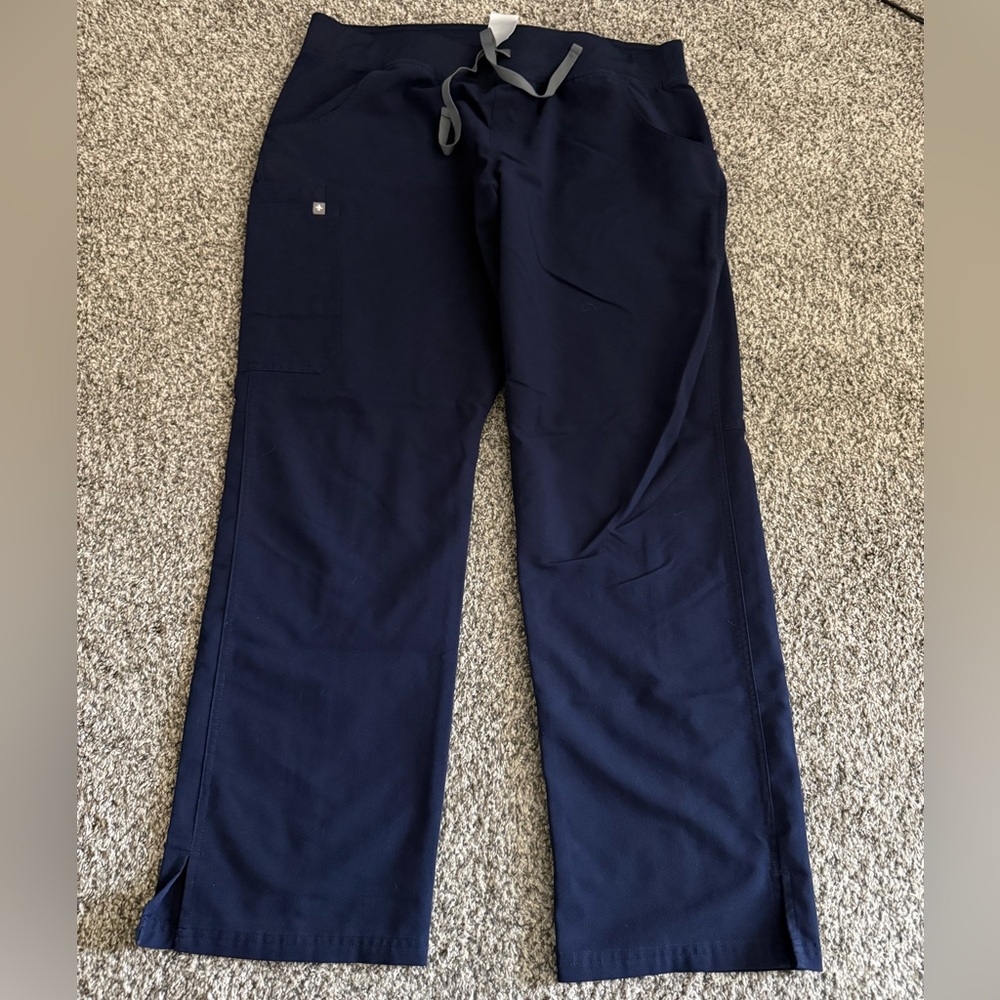 Figs Women’s Straight Leg Navy Scrub Pants
